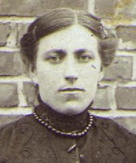 pict1400.jpg [199x237]