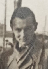 pict180.jpg [165x237]