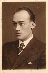 pict2062.jpg [155x237]