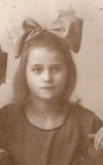 pict920.jpg [149x237]